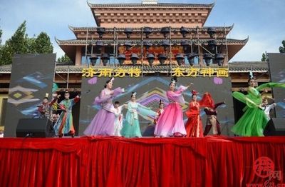 多彩金秋 打卡泉城 濟南漫游季舞臺藝術(shù)造型策劃